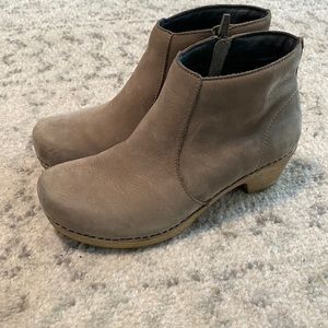 Dansk Clog Booties Size 37